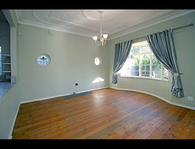 3 BEDROOM HOUSE FOR SALE IN KENSINGTON